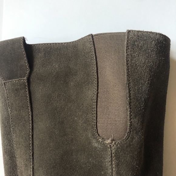 NEW BCBG Generation Suede Knee High Boots - Picture 15 of 17